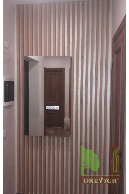Lath in the hallway